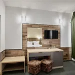 Opal Hotel