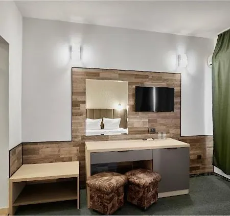 Opal Hotell