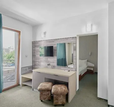 Hotel Opal